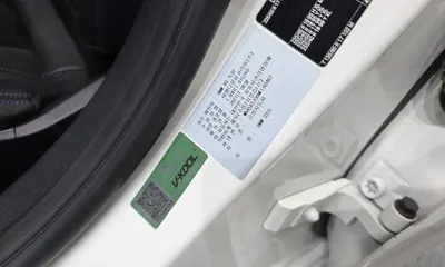 BMW 3-Series 2021, 84111 км, за 18445.58 USD - фото 28