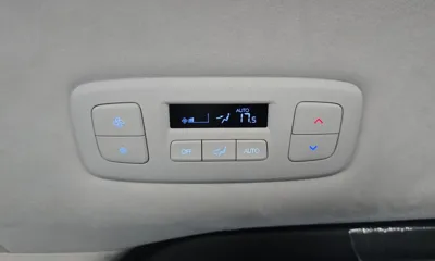 Hyundai Staria 2025, 66341 км, за 19776.23 USD - фото 28