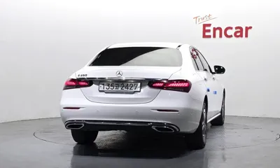 Mercedes-Benz E-Class 2023, 34469 км, за 25081.45 USD