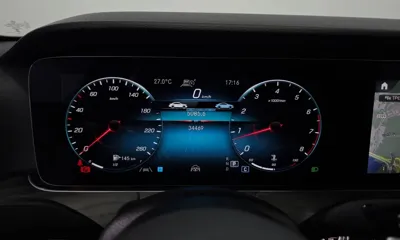 Mercedes-Benz E-Class 2023, 34469 км, за 25081.45 USD - фото 8