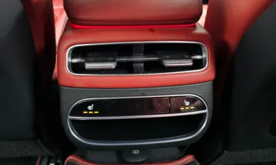Genesis GV70 2022, 66406 км, за 26632.8 USD - фото 18