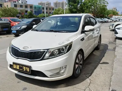 Kia K2 · 2013 год