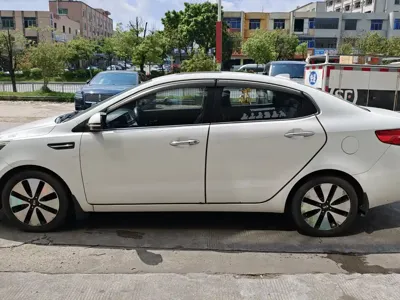 Kia K2 2013, 120000 км, за 1691.68 USD