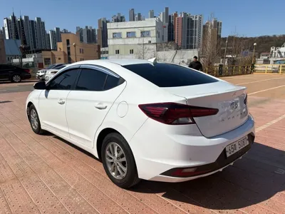 Hyundai Avante 2020, 79308 км, за 6760.71 USD