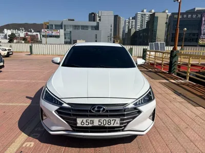 Hyundai Avante 2020, 79308 км, за 6760.71 USD