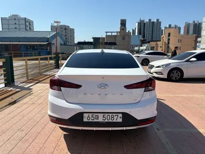 Hyundai Avante 2020, 79308 км, за 6760.71 USD