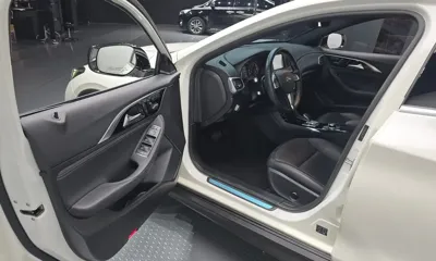 Infiniti QX30 2019, 37724 км, за 10444.03 USD - фото 11