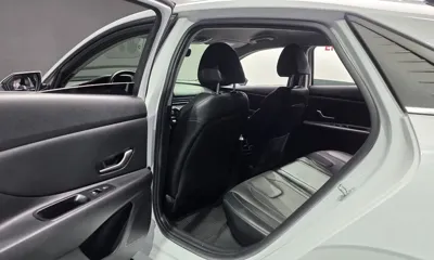 Hyundai Avante 2021, 31251 км, за 12143.89 USD - фото 11