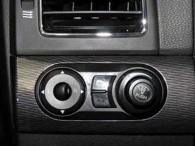 ChevroletGMDaewoo Captiva 2015, 122114 км, за 1306.29 USD - фото 13
