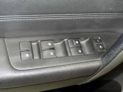 ChevroletGMDaewoo Captiva 2015, 122114 км, за 1306.29 USD - фото 14