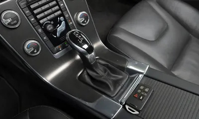 Volvo S60 2015, 132501 км, за 4102.67 USD - фото 9