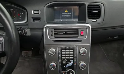 Volvo S60 2015, 132501 км, за 4102.67 USD - фото 31