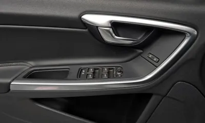 Volvo S60 2015, 132501 км, за 4102.67 USD - фото 33