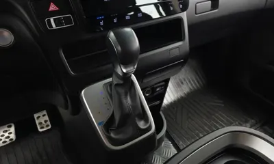 Hyundai Staria 2022, 38831 км, за 16195.15 USD - фото 9