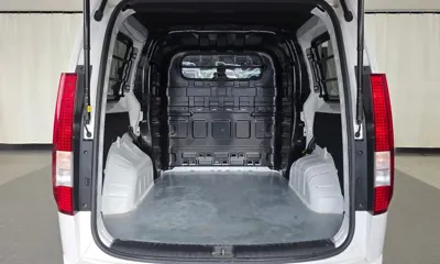 Hyundai Staria 2022, 38831 км, за 16195.15 USD - фото 20