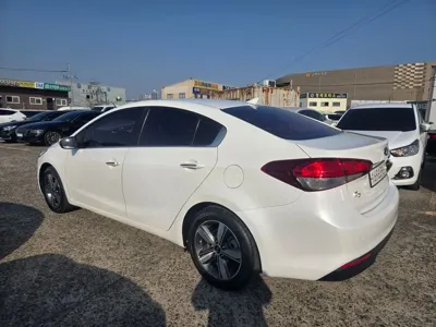 Kia K3 2018, 144125 км, за 5748.26 USD