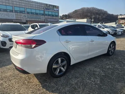 Kia K3 2018, 144125 км, за 5748.26 USD - фото 6