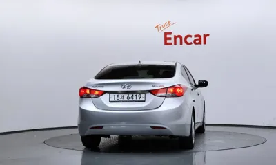 Hyundai Avante 2011, 113578 км, за 2625.71 USD