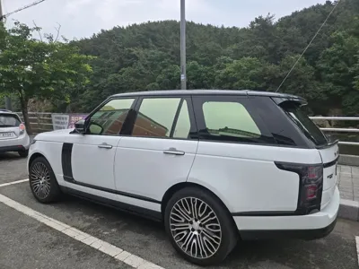 Land Rover Range Rover 2014, 291805 км, за 15861.66 USD