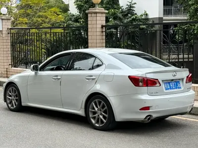 Lexus IS 2011, 122000 км, за 6249.55 USD