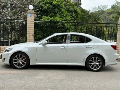 Lexus IS 2011, 122000 км, за 6249.55 USD