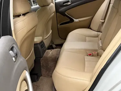 Lexus IS 2011, 122000 км, за 6249.55 USD - фото 8