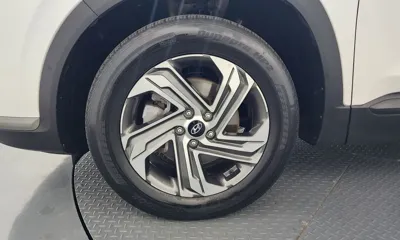 Hyundai Santafe 2021, 132770 км, за 12997.24 USD