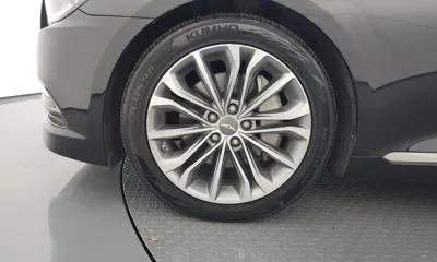 Hyundai Genesis 2016, 132653 км, за 65000.3 USD