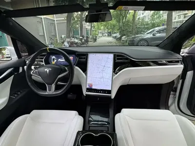 Tesla Model X 2018, 216000 км, за 29134.22 USD - фото 11