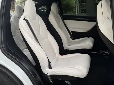 Tesla Model X 2018, 216000 км, за 29134.22 USD - фото 14
