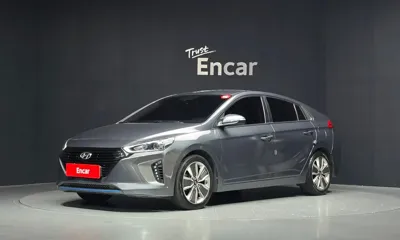 Hyundai Ioniq · 2017 год