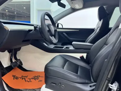 Tesla Model Y 2023, 53000 км, за 26927.08 USD - фото 19