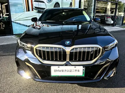 BMW i5 2025, 34000 км, за 35284.78 USD