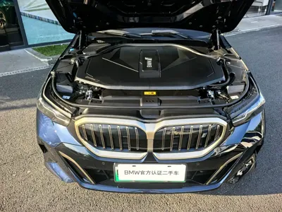 BMW i5 2025, 34000 км, за 35284.78 USD