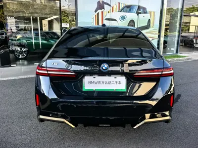 BMW i5 2025, 34000 км, за 35284.78 USD - фото 12
