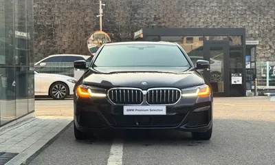 BMW 5-Series 2022, 47349 км, за 27684.17 USD