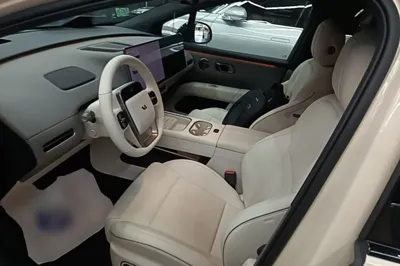 Li Auto Li Auto i6 2025, 2700 км, за 39886 USD - фото 18
