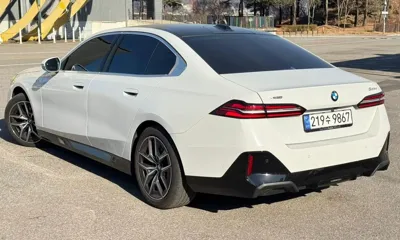 BMW 5-Series 2024, 31108 км, за 55195.7 USD