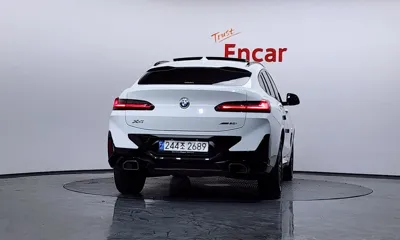 BMW X4 2023, 79694 км, за 28072.82 USD
