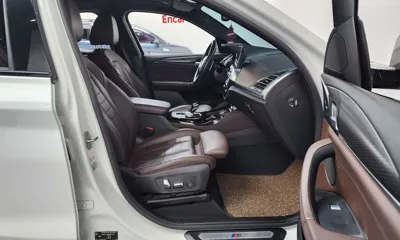 BMW X4 2023, 79694 км, за 28072.82 USD - фото 11