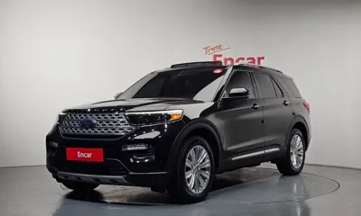 Ford Explorer · 2022 год