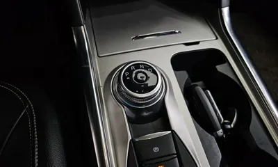 Ford Explorer 2022, 69264 км, за 21793.36 USD - фото 9
