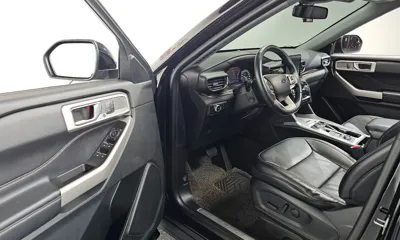 Ford Explorer 2022, 69264 км, за 21793.36 USD - фото 10