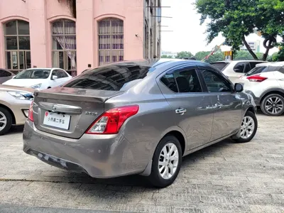 Nissan Sunny 2013, 106000 км, за 2136.47 USD