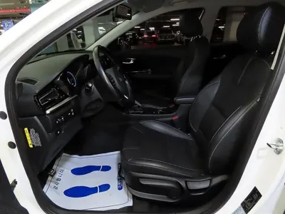 Kia Niro 2020, 45854 км, за 12552.89 USD - фото 6