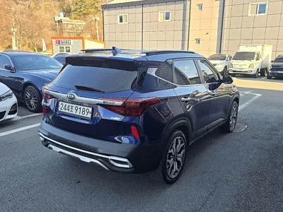 Kia Seltos 2020, 170664 км, за 8338.77 USD