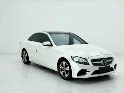 Mercedes-Benz C-Class 2019, 51000 км, за 16110.57 USD