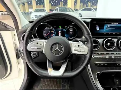 Mercedes-Benz C-Class 2019, 51000 км, за 16110.57 USD