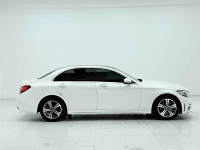 Mercedes-Benz C-Class 2019, 51000 км, за 16110.57 USD - фото 10