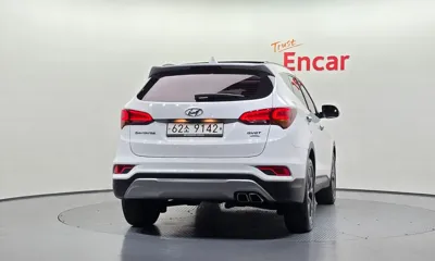 Hyundai Santafe 2016, 61431 км, за 10097.73 USD